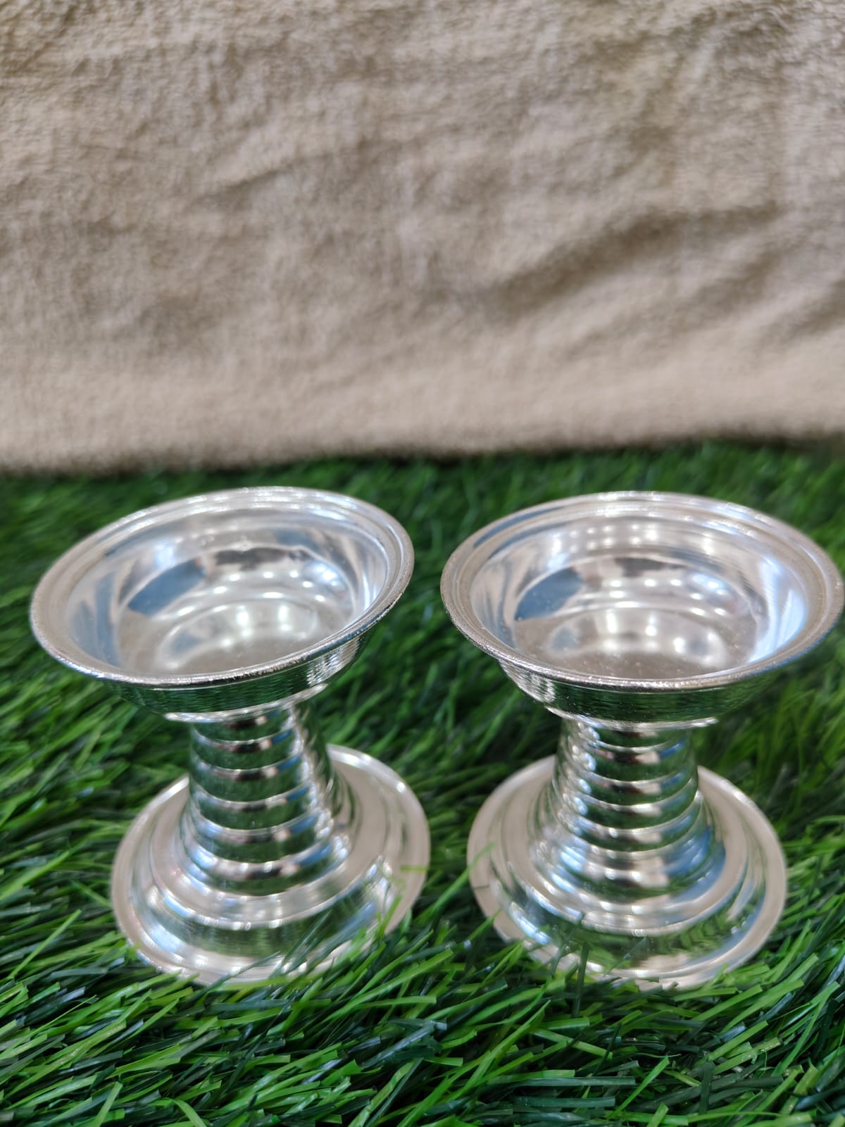 Diyas with Round Top